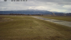 Pojezdová dráha, Runway