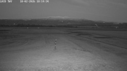 Pojezdová dráha, Runway