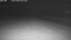 Pojezdová dráha, Runway