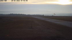 Pojezdová dráha, Runway