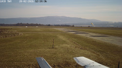 Pojezdová dráha, Runway