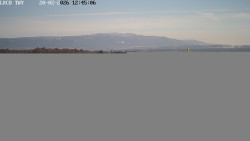 Pojezdová dráha, Runway