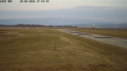 Pojezdová dráha, Runway