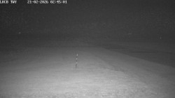 Pojezdová dráha, Runway