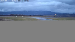 Pojezdová dráha, Runway