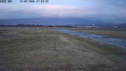 Pojezdová dráha, Runway