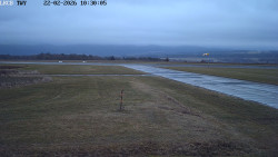 Pojezdová dráha, Runway