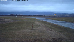 Pojezdová dráha, Runway