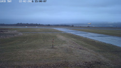 Pojezdová dráha, Runway