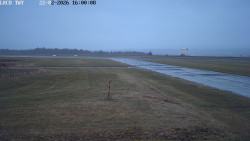 Pojezdová dráha, Runway