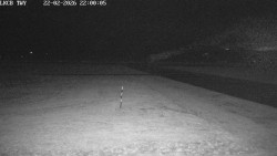 Pojezdová dráha, Runway