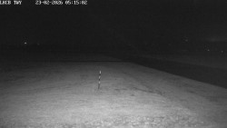 Pojezdová dráha, Runway