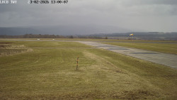 Pojezdová dráha, Runway