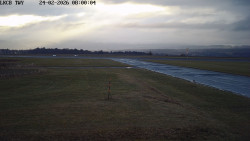 Pojezdová dráha, Runway