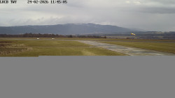 Pojezdová dráha, Runway