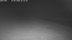 Pojezdová dráha, Runway