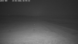 Pojezdová dráha, Runway