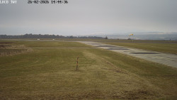 Pojezdová dráha, Runway