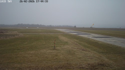 Pojezdová dráha, Runway