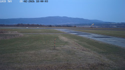 Pojezdová dráha, Runway