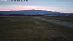 Pojezdová dráha, Runway