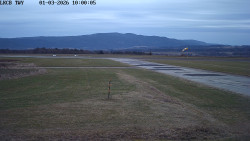 Pojezdová dráha, Runway