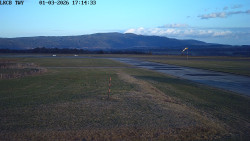 Pojezdová dráha, Runway