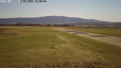 Pojezdová dráha, Runway