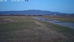 Pojezdová dráha, Runway