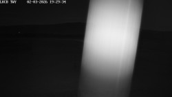 Pojezdová dráha, Runway