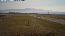 Pojezdová dráha, Runway