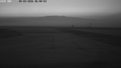 Pojezdová dráha, Runway