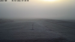 Pojezdová dráha, Runway