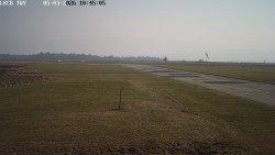 Pojezdová dráha, Runway