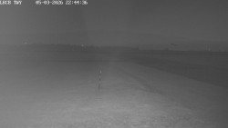 Pojezdová dráha, Runway