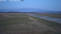 Pojezdová dráha, Runway