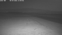 Pojezdová dráha, Runway