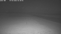 Pojezdová dráha, Runway