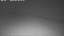 Pojezdová dráha, Runway