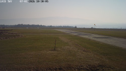 Pojezdová dráha, Runway