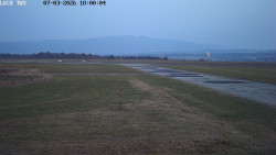 Pojezdová dráha, Runway