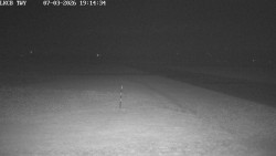 Pojezdová dráha, Runway