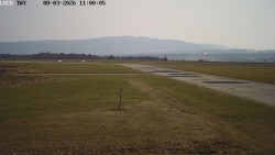 Pojezdová dráha, Runway