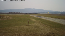 Pojezdová dráha, Runway