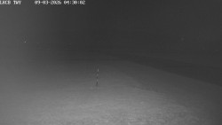 Pojezdová dráha, Runway