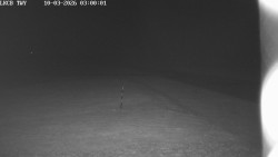 Pojezdová dráha, Runway