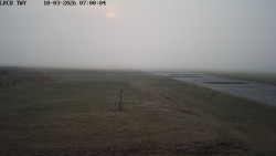 Pojezdová dráha, Runway