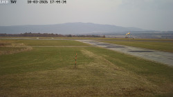 Pojezdová dráha, Runway