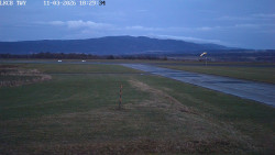 Pojezdová dráha, Runway