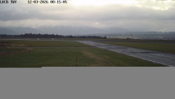 Pojezdová dráha, Runway